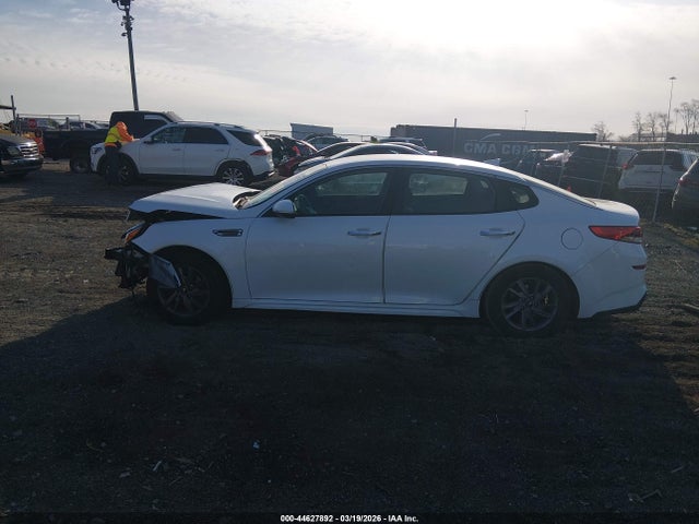 2020 Kia Optima Lx მანქანა იყიდება აუქციონზე, vin: 5XXGT4L32LG427668, აუქციონის ნომერი: 44627892
