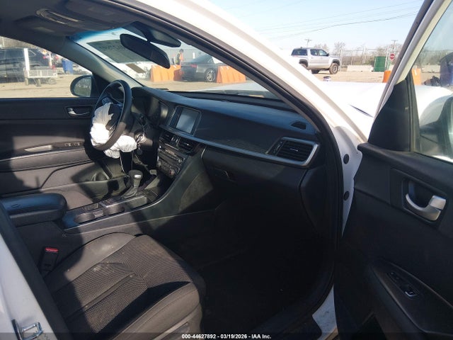 2020 Kia Optima Lx მანქანა იყიდება აუქციონზე, vin: 5XXGT4L32LG427668, აუქციონის ნომერი: 44627892