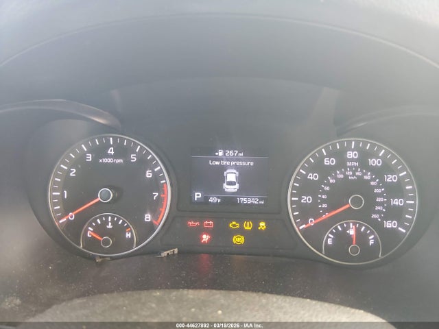 2020 Kia Optima Lx მანქანა იყიდება აუქციონზე, vin: 5XXGT4L32LG427668, აუქციონის ნომერი: 44627892