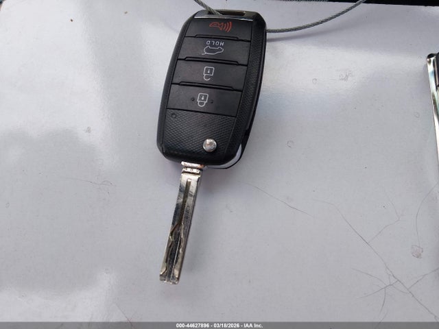 KIA SORENTO LX 2015 5XYKTDA65FG561937 Image 11