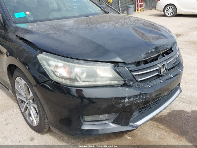 Продажа на аукционе авто 2015 Honda Accord Sport, vin: 1HGCR2F57FA058323, номер лота: 44627908