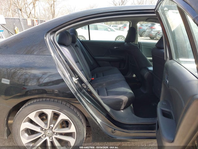 Продажа на аукционе авто 2015 Honda Accord Sport, vin: 1HGCR2F57FA058323, номер лота: 44627908
