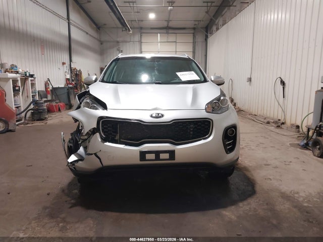 Продажа на аукционе авто 2018 Kia Sportage Ex, vin: KNDPNCAC8J7401203, номер лота: 44627950