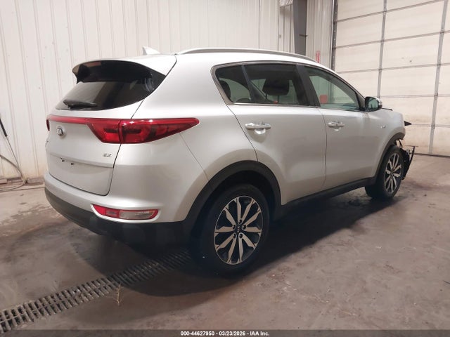 Продажа на аукционе авто 2018 Kia Sportage Ex, vin: KNDPNCAC8J7401203, номер лота: 44627950