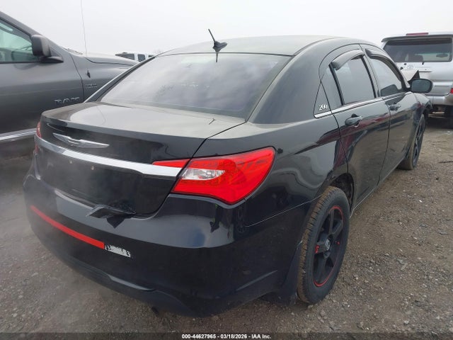 44627965 :رقم المزاد ، 1C3BC1FB7BN604301 vin ، 2011 Chrysler 200 Touring مزاد بيع