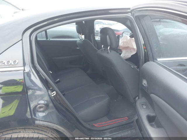 44627965 :رقم المزاد ، 1C3BC1FB7BN604301 vin ، 2011 Chrysler 200 Touring مزاد بيع