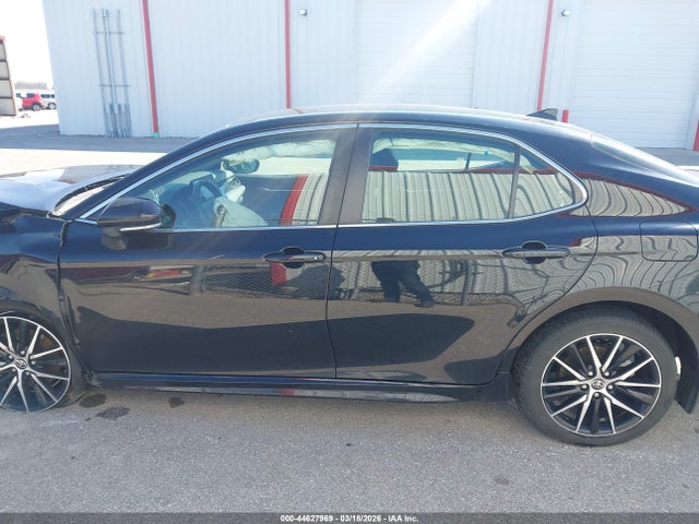 44627969 :رقم المزاد ، 4T1G11AK3PU778972 vin ، 2023 Toyota Camry Se مزاد بيع