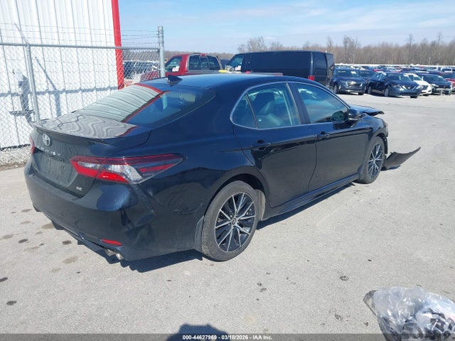 44627969 :رقم المزاد ، 4T1G11AK3PU778972 vin ، 2023 Toyota Camry Se مزاد بيع