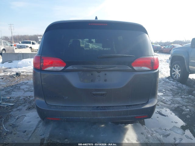 2018 Chrysler Pacifica Touring L მანქანა იყიდება აუქციონზე, vin: 2C4RC1BG3JR332777, აუქციონის ნომერი: 44627978