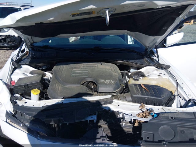 2022 Chrysler 300 S მანქანა იყიდება აუქციონზე, vin: 2C3CCABG9NH116017, აუქციონის ნომერი: 44628001