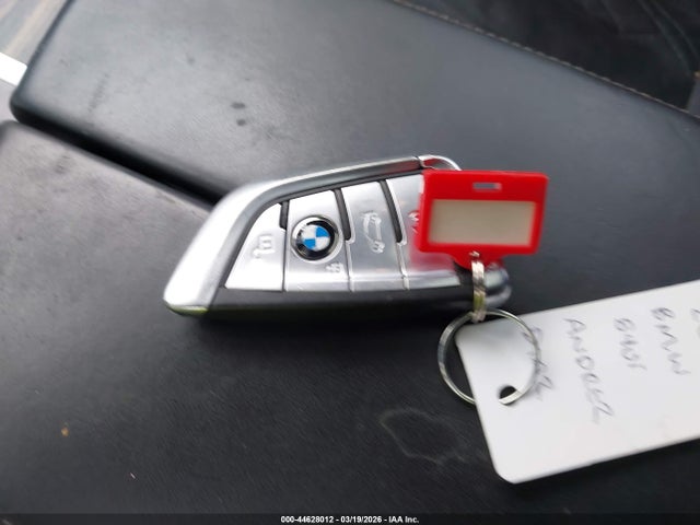 2019 BMW 540I WBAJE5C50KWE66473 Photo 10