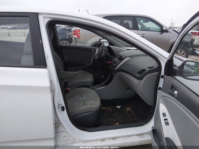 2017 HYUNDAI ACCENT KMHCT5AE5HU302198 Photo 4