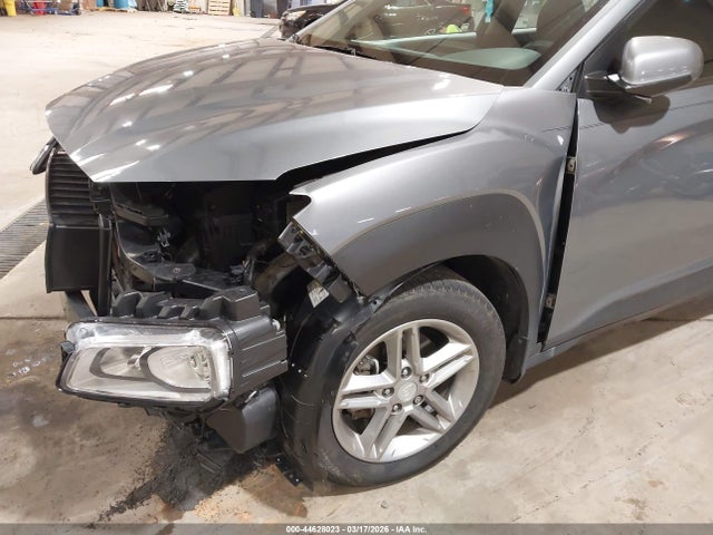 44628023 :رقم المزاد ، KM8K12AA2MU608461 vin ، 2021 Hyundai Kona Se مزاد بيع
