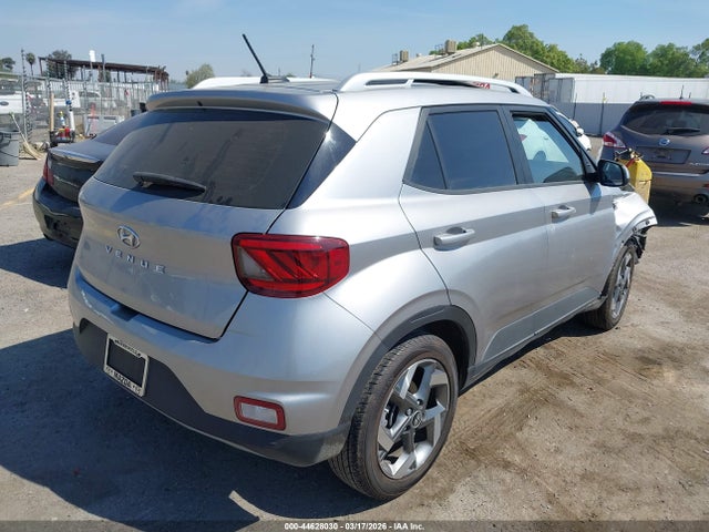 44628030 :رقم المزاد ، KMHRC8A37PU248802 vin ، 2023 Hyundai Venue Sel مزاد بيع