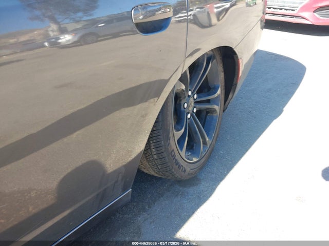 2C3CDXBG9NH225433 Dodge Charger Sxt Rwd