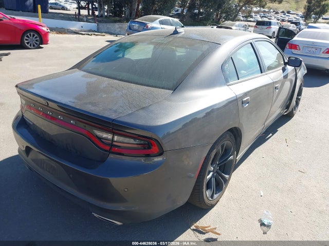 2C3CDXBG9NH225433 Dodge Charger Sxt Rwd