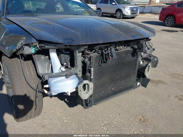 2C3CDXBG9NH225433 Dodge Charger Sxt Rwd