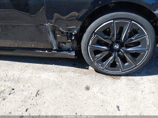 Продажа на аукционе авто 2024 Bmw I7 Edrive50, vin: WBY43EJ08RCS36765, номер лота: 44628038