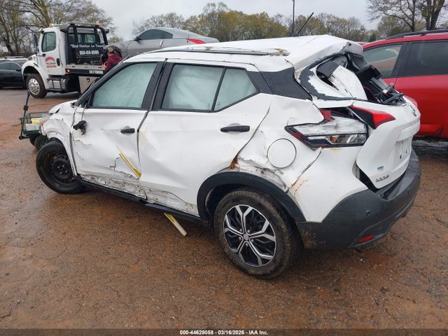 2020 NISSAN KICKS 3N1CP5BV9LL494321 Photo 2