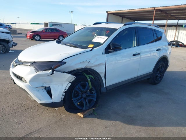Продаж на аукціоні авто 2018 Toyota Rav4 Le, vin: JTMZFREVXJJ206825, номер лоту: 44628067