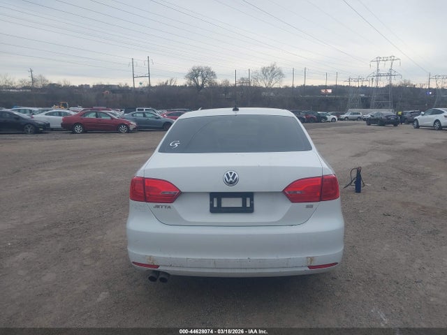 3VWD17AJ4EM430064 Volkswagen Jetta 1.8t Se
