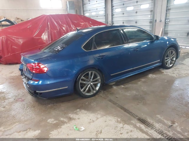 1VWAT7A33GC058154 Volkswagen Passat 1.8t R-line