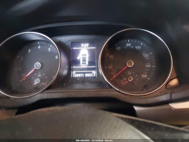 1VWAT7A33GC058154 Volkswagen Passat 1.8t R-line