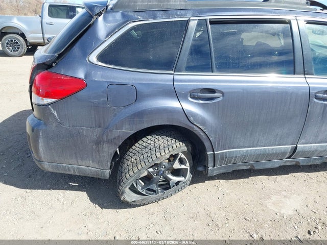 Aukcja sprzedaży 2014 Subaru Outback 2.5i Limited, vin: 4S4BRBLC8E3321852, numer aukcji: 44628113
