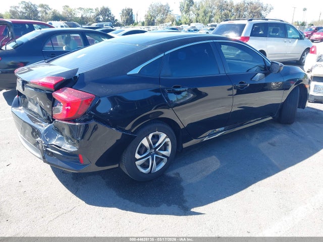 Honda Civic Lx 2018 2HGFC2F53JH548248 Image 4