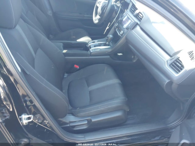 Honda Civic Lx 2018 2HGFC2F53JH548248 Image 5