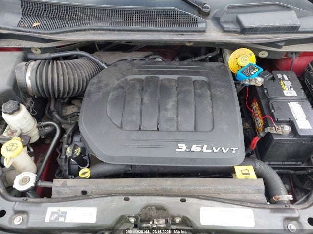 44628144 :رقم المزاد ، 2C4RC1CGXFR740182 vin ، 2015 Chrysler Town & Country Touring-l مزاد بيع