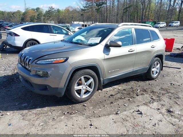 2016 Jeep Cherokee Latitude მანქანა იყიდება აუქციონზე, vin: 1C4PJLCS9GW282138, აუქციონის ნომერი: 44628153