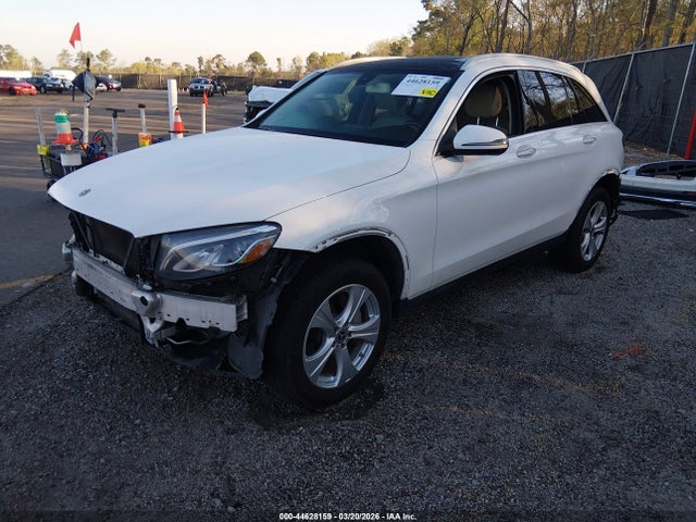 2018 Mercedes-benz Glc 300 4matic მანქანა იყიდება აუქციონზე, vin: WDC0G4KB3JV088252, აუქციონის ნომერი: 44628159