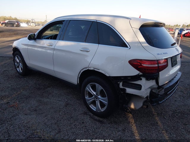 2018 Mercedes-benz Glc 300 4matic მანქანა იყიდება აუქციონზე, vin: WDC0G4KB3JV088252, აუქციონის ნომერი: 44628159