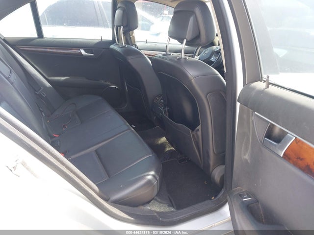 2014 MERCEDES-BENZ C 250 WDDGF4HB0ER310653 Photo 7