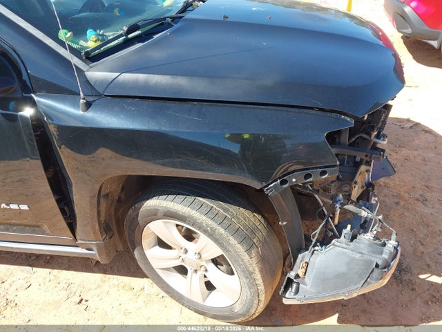 44628218 :رقم المزاد ، 1C4NJDBB4ED520355 vin ، 2014 Jeep Compass Sport مزاد بيع