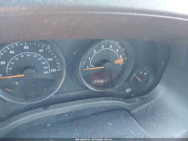 44628218 :رقم المزاد ، 1C4NJDBB4ED520355 vin ، 2014 Jeep Compass Sport مزاد بيع