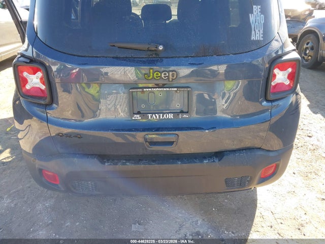 44628225 :رقم المزاد ، ZACNJDE17NPN46806 vin ، 2022 Jeep Renegade Altitude 4x4 مزاد بيع