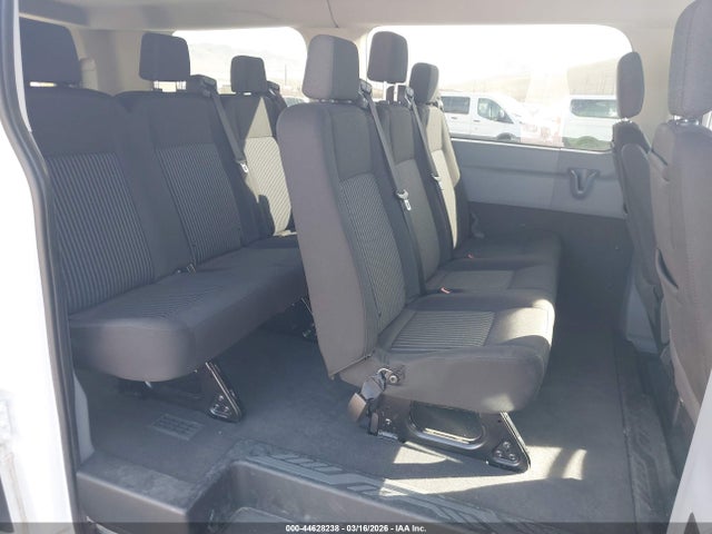 1FMZK1ZM4JKB42575 Ford Transit-150 Xl
