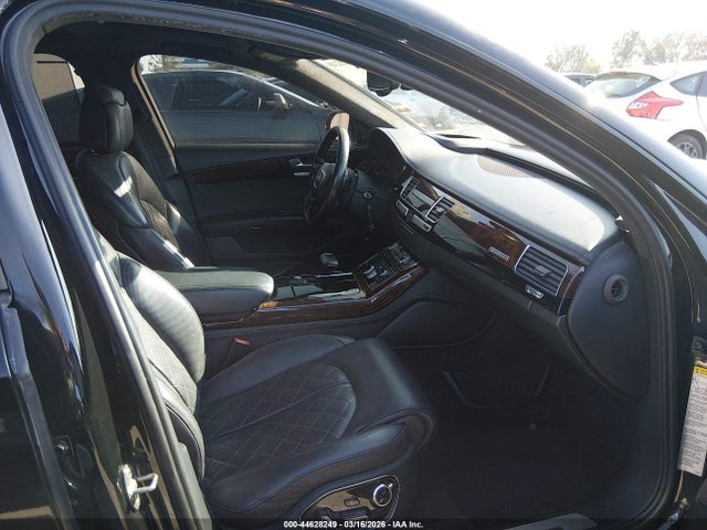 2017 AUDI A8 L WAU44AFD7HN005312 Photo 4