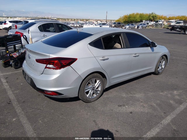 5NPD84LF2LH528793 Hyundai ELANTRA SEL
