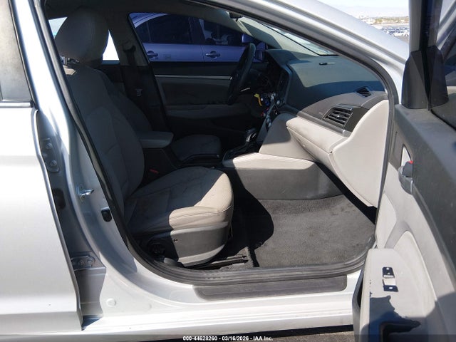 5NPD84LF2LH528793 Hyundai ELANTRA SEL