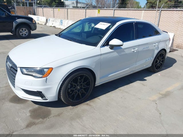 2015 AUDI A3 WAUACGFF4F1003886 Photo 1
