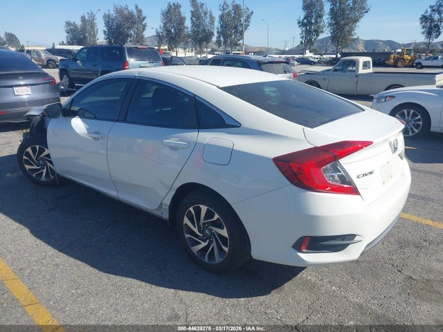 Honda CIVIC EX 2016 2HGFC2F74GH540895 Image 3