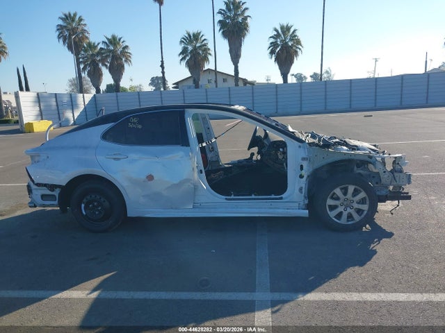 2022 Toyota Camry Xse V6 მანქანა იყიდება აუქციონზე, vin: 4T1KZ1AK1NU063432, აუქციონის ნომერი: 44628282