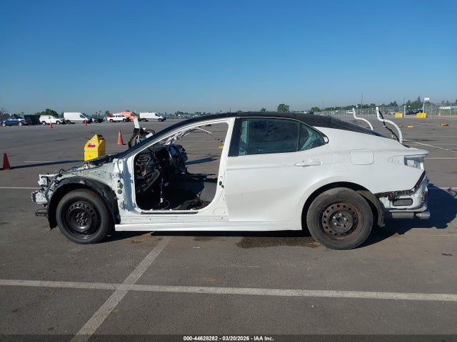 2022 Toyota Camry Xse V6 მანქანა იყიდება აუქციონზე, vin: 4T1KZ1AK1NU063432, აუქციონის ნომერი: 44628282