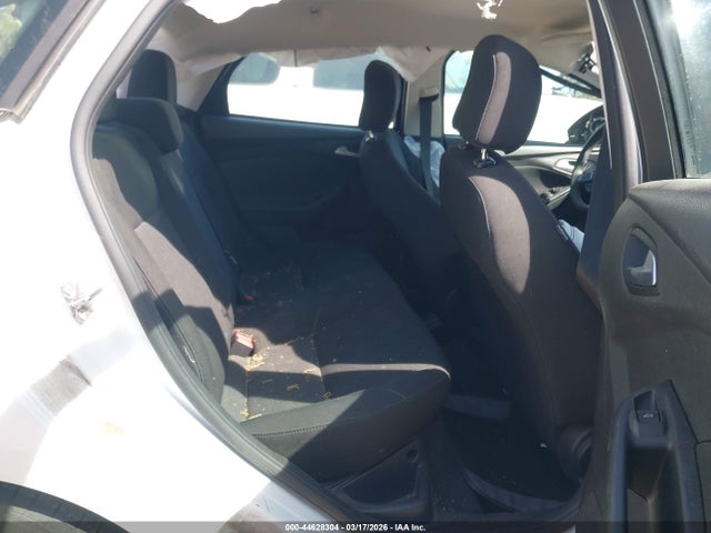Ford FOCUS SE 2017 1FADP3F24HL328447 Image 8