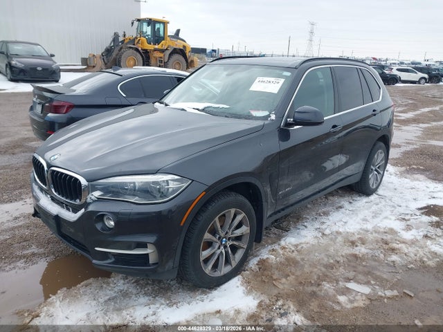 2016 BMW X5 5UXKS4C58G0N15323 Photo 1