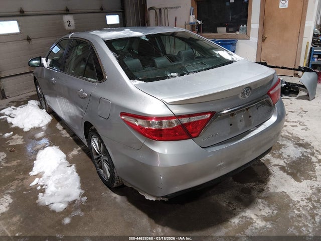 2017 TOYOTA CAMRY 4T1BF1FKXHU380373 Photo 2