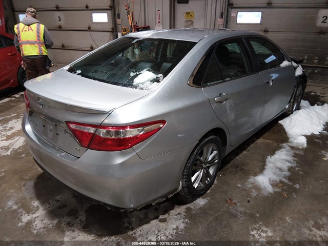 2017 TOYOTA CAMRY 4T1BF1FKXHU380373 Photo 3